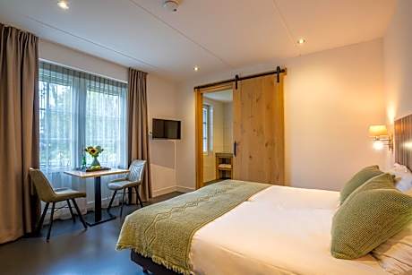 Deluxe Double Room - Ground Floor