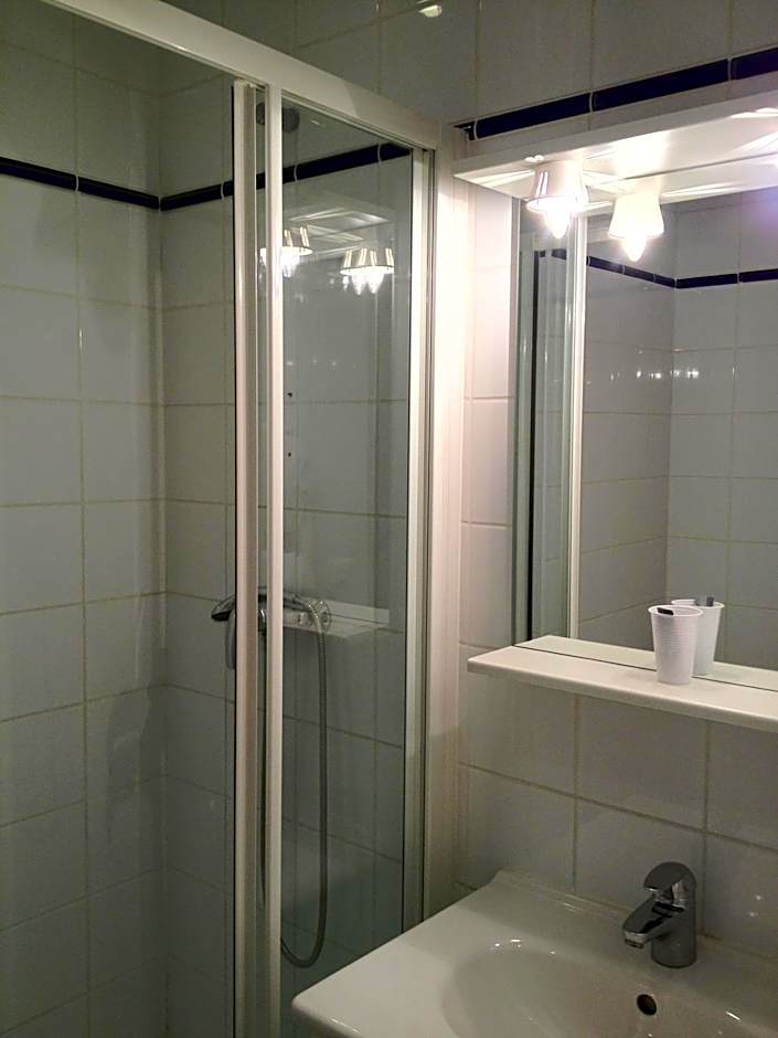 Lyo Hôtel - Centre Lyon Perrache