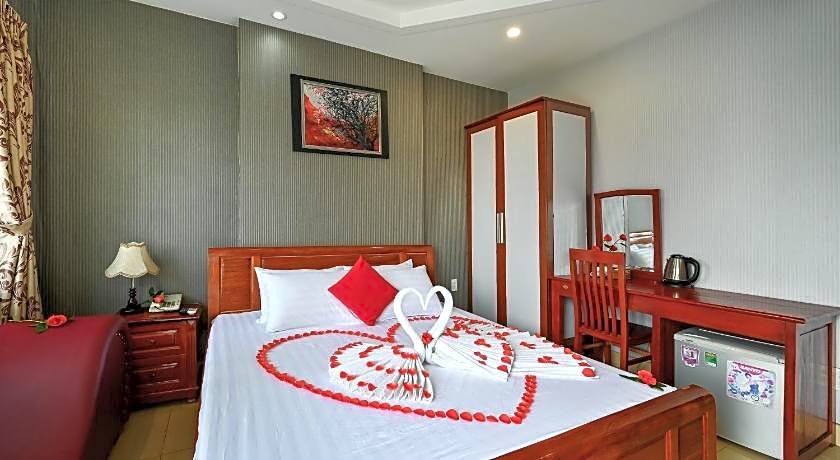 Quang Hoa Airport Hotel