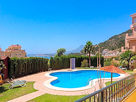 Nice Mediterranean furnished apartment in Altea
