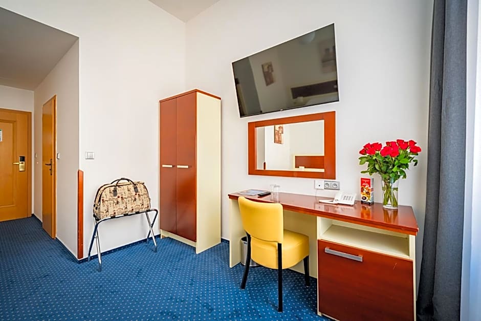 Hotel Atos