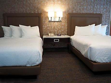 2 Double Beds Deluxe