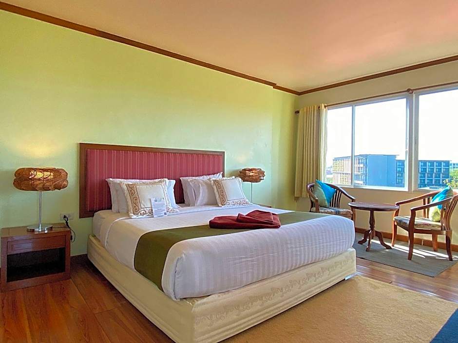 Thipurai beach hotel