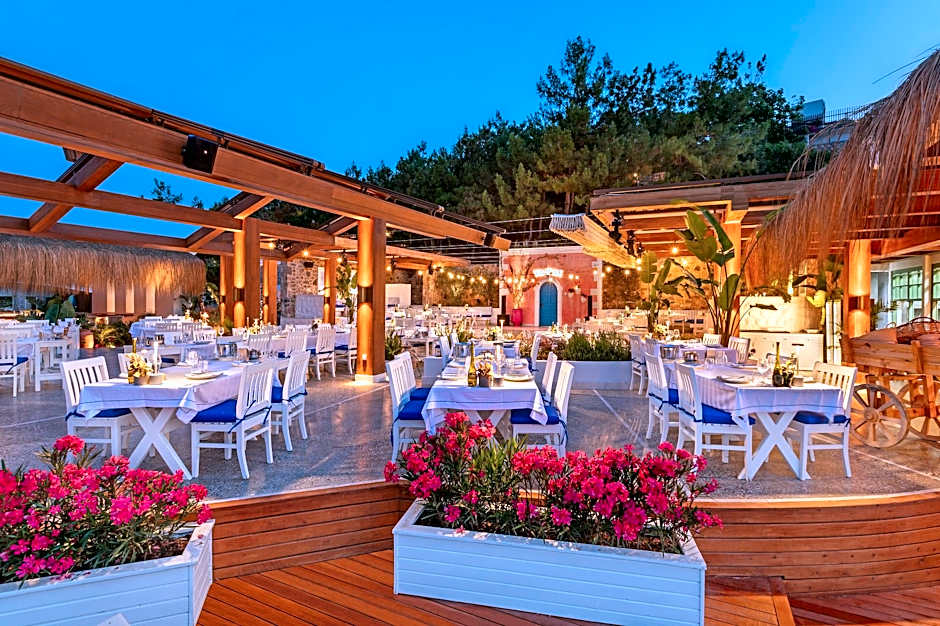 Titanic Luxury Collection Bodrum