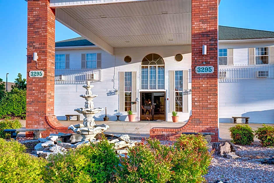 Howard Johnson by Wyndham Branson Theatre District