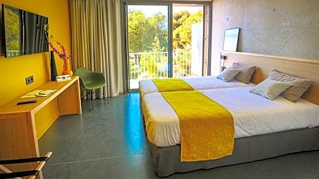 Twin Room with Garden View