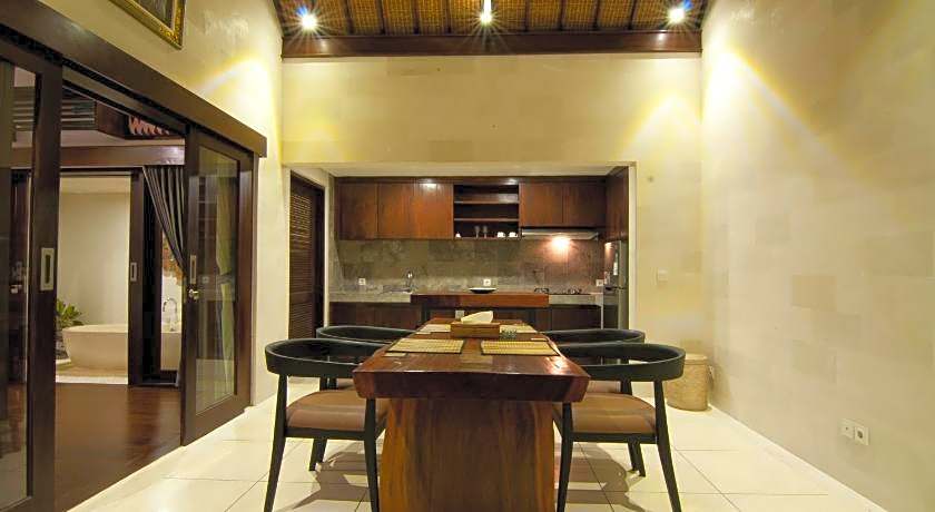 Villa Puspa Kedungu