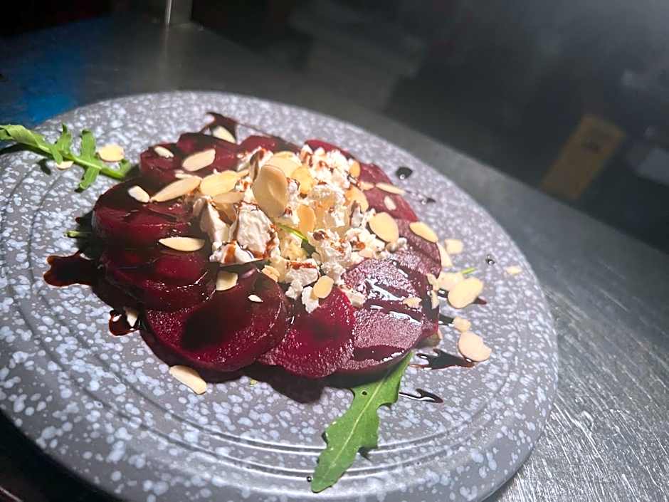 The Avenue Hotel Ltd