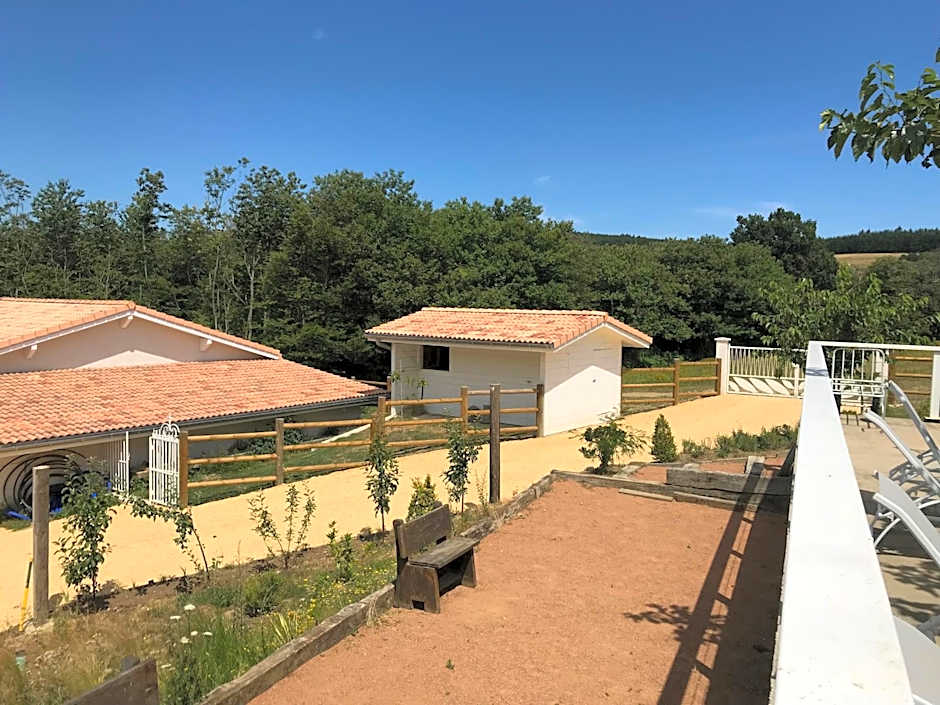 Domaine du Mont Monnet - Chambre d'hôtes & Gîte