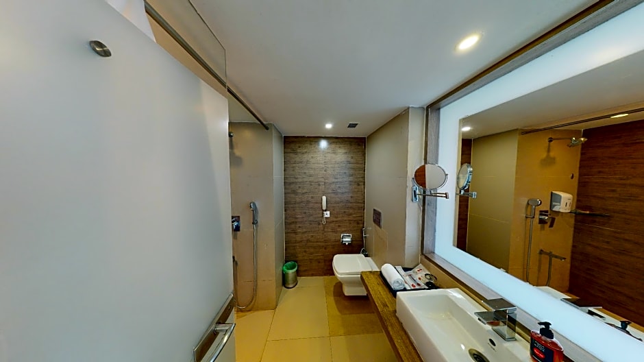 Spree - Shivai Hotel