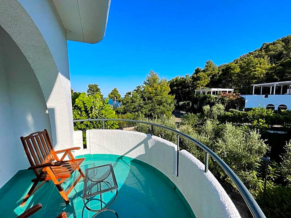 AH Premium Baia dei Faraglioni