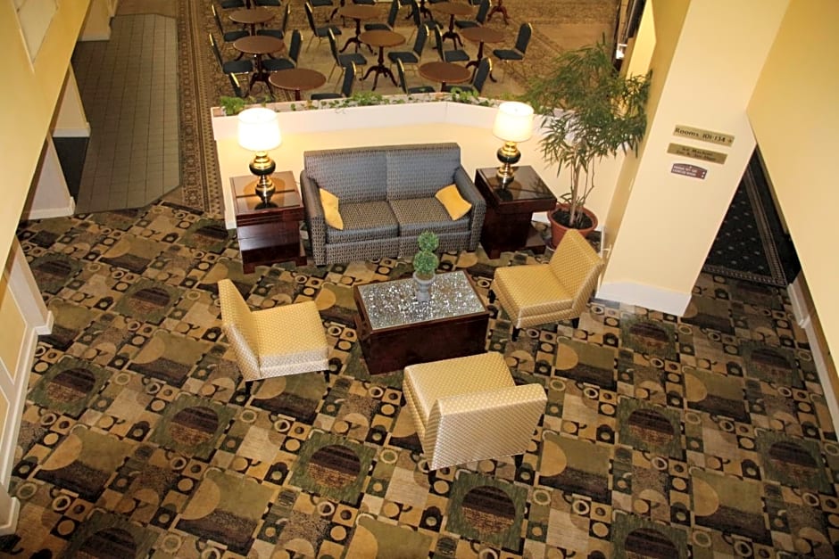 Bedford Plaza Hotel