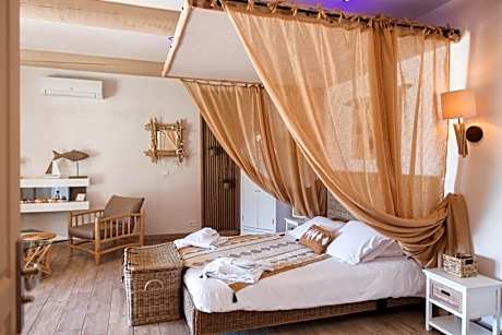 King Room with Spa Bath