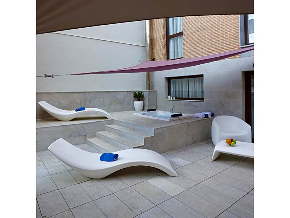 Granada Five Senses Rooms & Suites