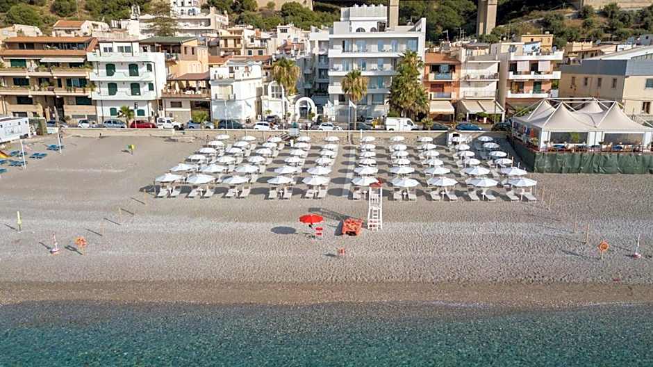 Albatros Beach Hotel