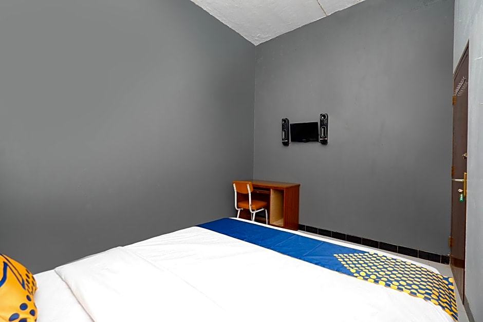 OYO 2240 Simpang Tujuh Residence