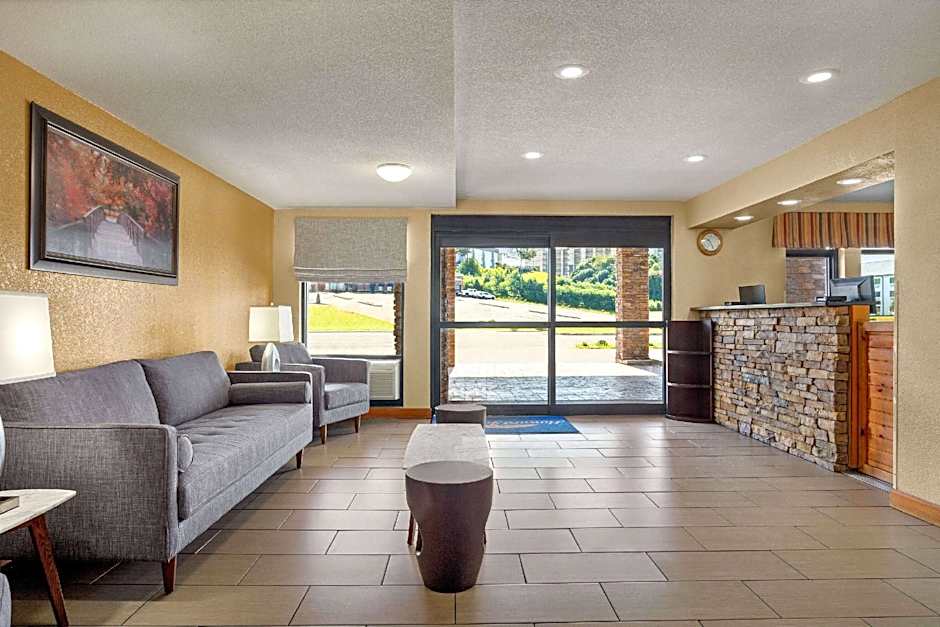 Howard Johnson by Wyndham Pigeon Forge