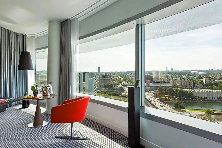 Melia Paris La Defense