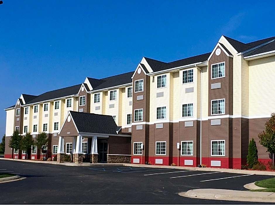 Sleep Inn & Suites