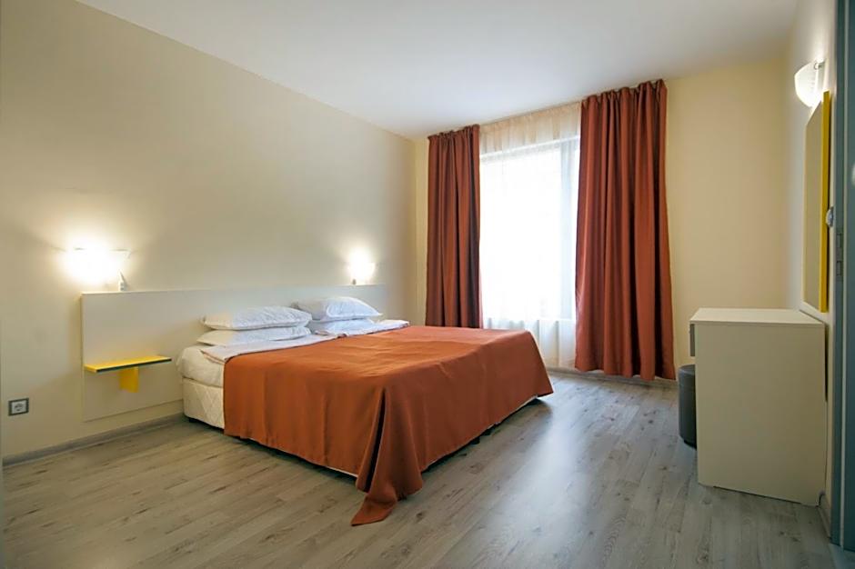 Mariner's Hotel - Self Catering - Adults Only