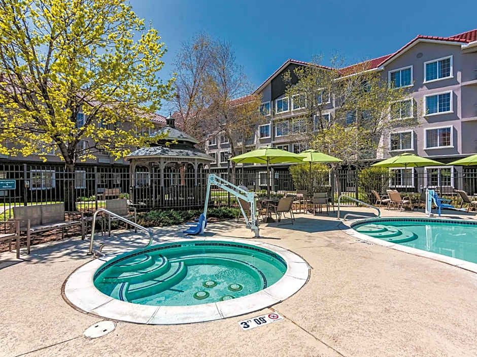 La Quinta Inn & Suites by Wyndham Denver Tech Center