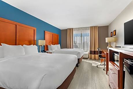 Queen Room with Two Queen Beds - Accessible/Non-Smoking