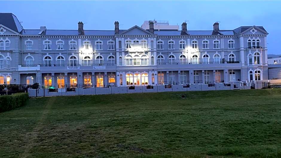 Royal Grosvenor Hotel