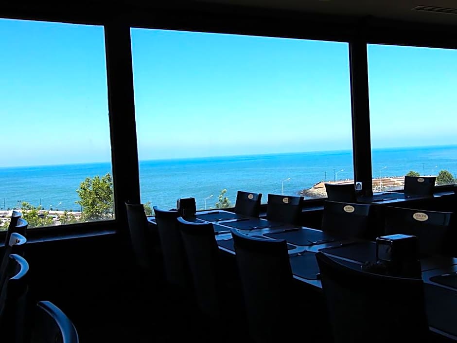 Funda Hotel