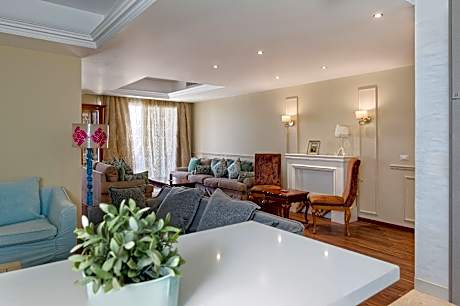 VESTA - Luxury APT - 3BR - Park View Residence