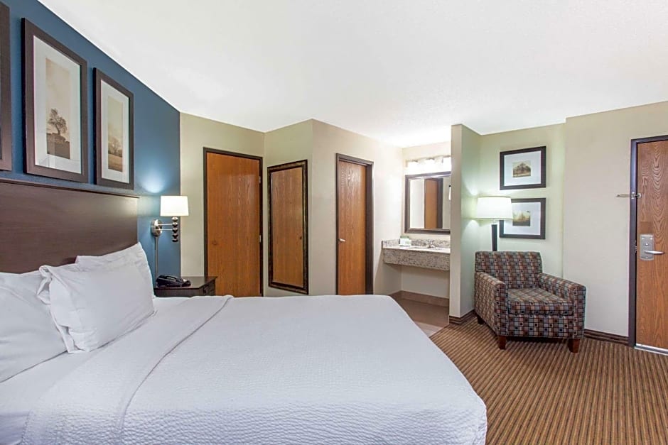 AmericInn by Wyndham Mankato Event Center