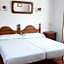 Hotel Los Perales