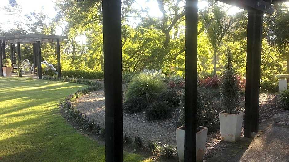 Cambridge Coach House