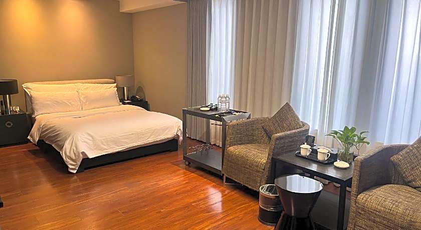 Housing International Hotel Qingdao