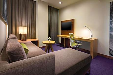 Junior King Suite