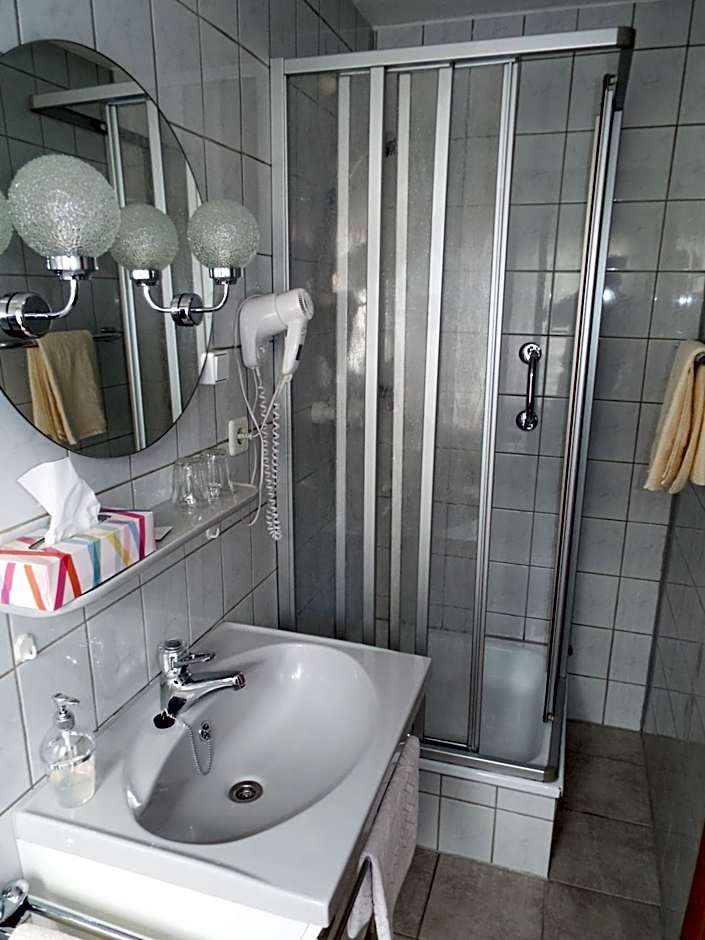 Hotel garni Zum Reinhardswald