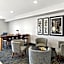 Holiday Inn Express & Suites Mountain View Silicon Valley By IHG