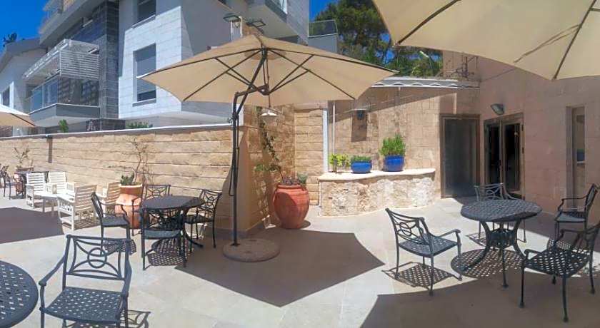 Marom Residence Romema