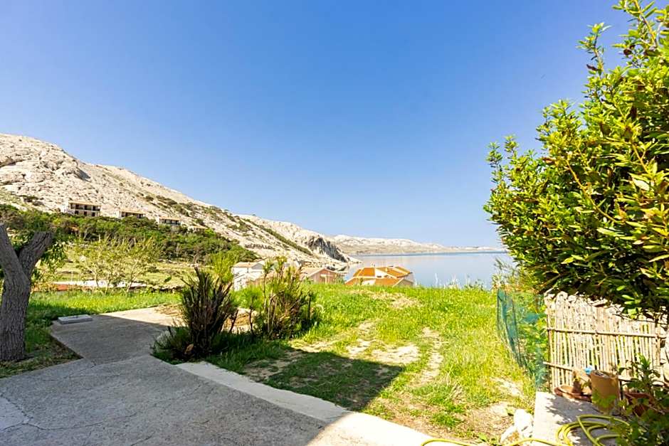 Mladen 2 with seaview