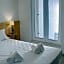 Topcity Hostel & Suites