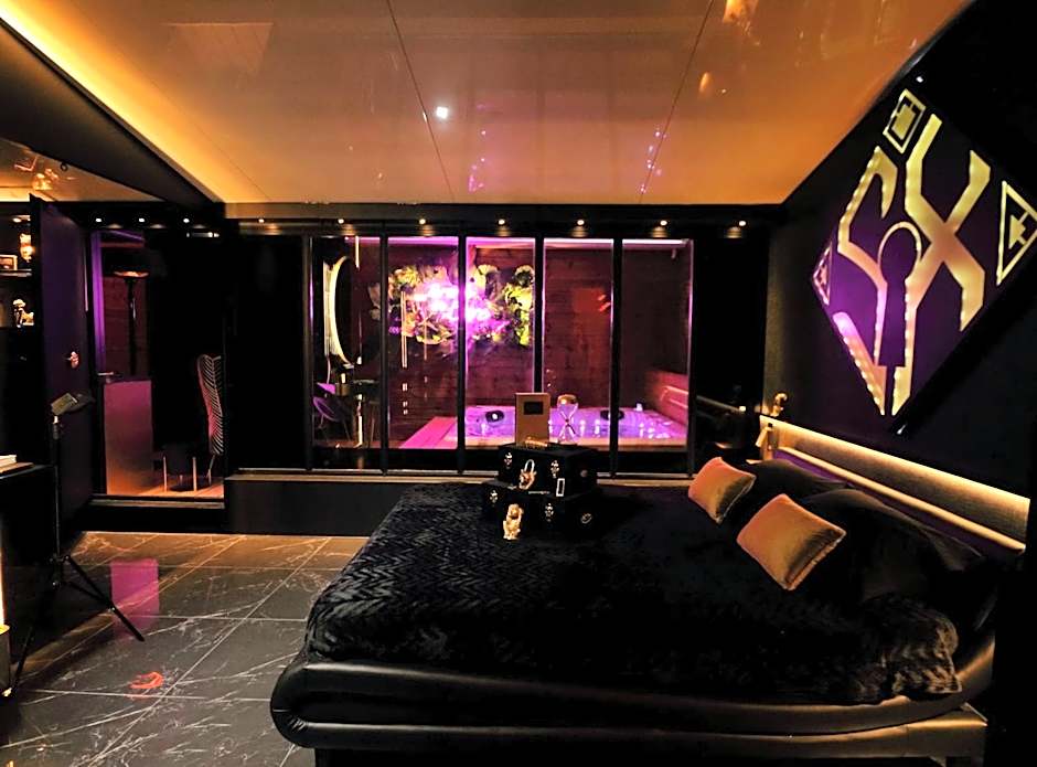 SXCAPE ROOM