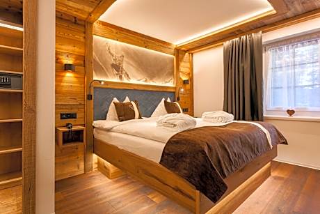 Junior Suite with Balcony
