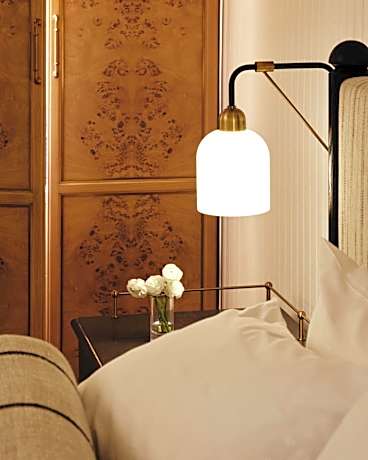 Belcourt King Suite