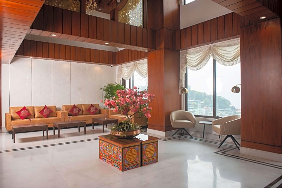 Ramada by Wyndham Gangtok Hotel & Casino Golden