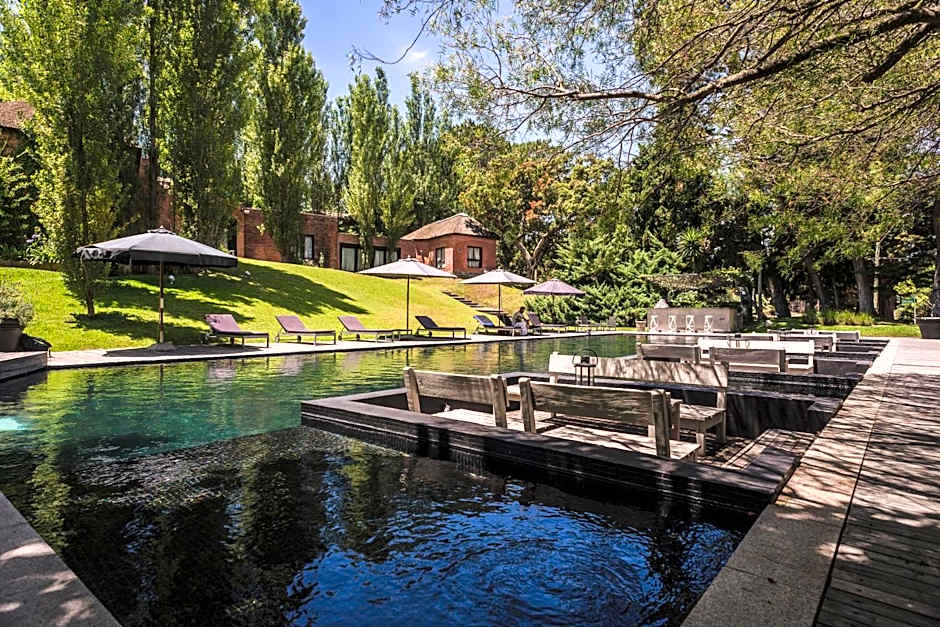 Be House Suites & Spa