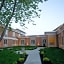 Aashram Hotel by Niagara River