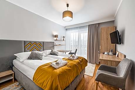 Double or Twin Room with Balcony