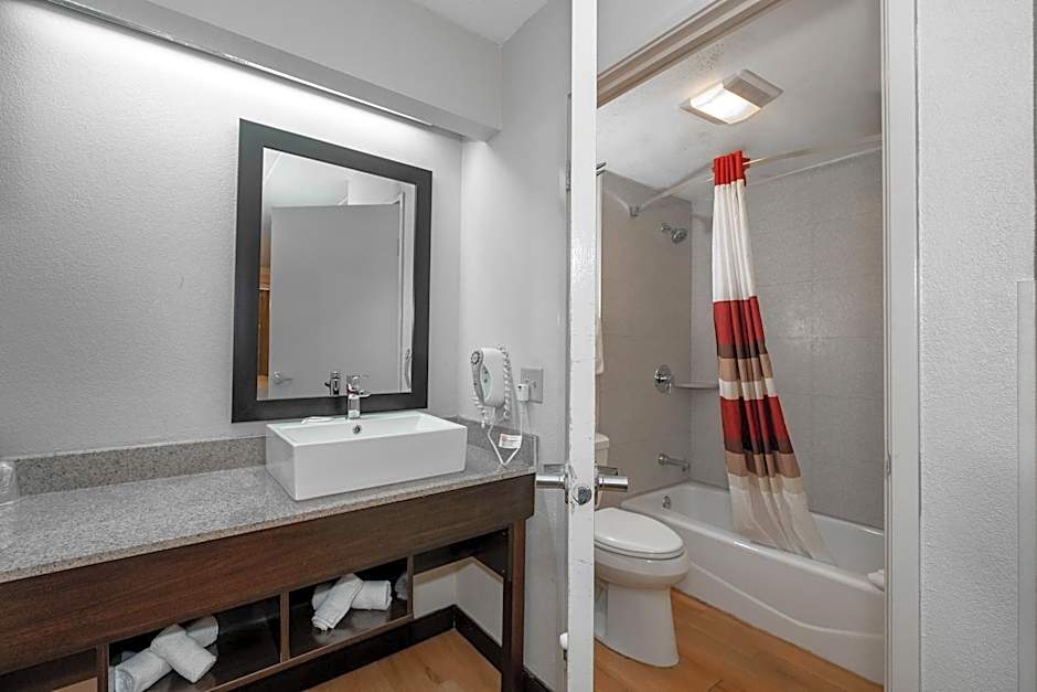 Red Roof Inn Mt Laurel