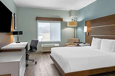 King Room with Mobility Accessible Walk In Shower - Non-Smoking