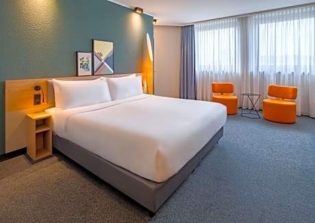 Spark by Hilton Wuppertal City Centre