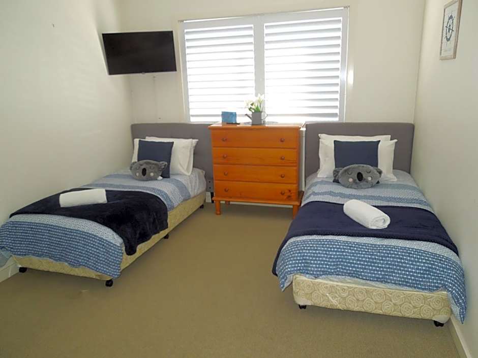 Oceanside Hawks Nest